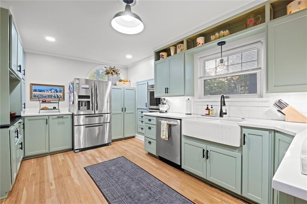 21 E 54th Terrace — photo 14