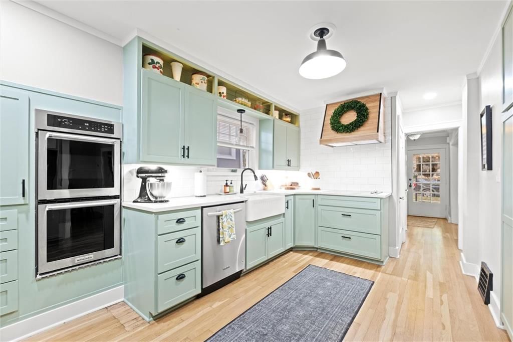 21 E 54th Terrace — photo 16