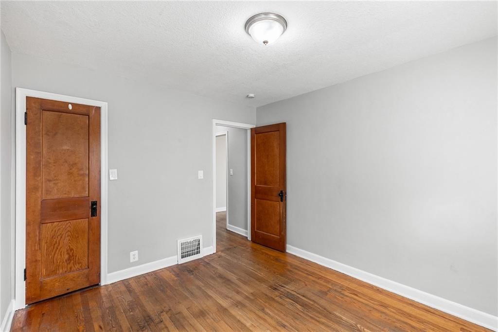 128 S Arlington Avenue — photo 12