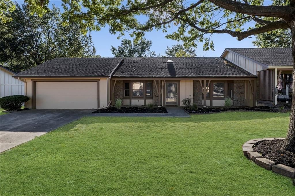 18806 Sunrise Drive, Belton, MO
