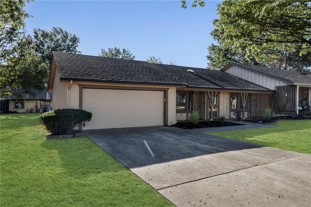 18806 Sunrise Drive — photo 3