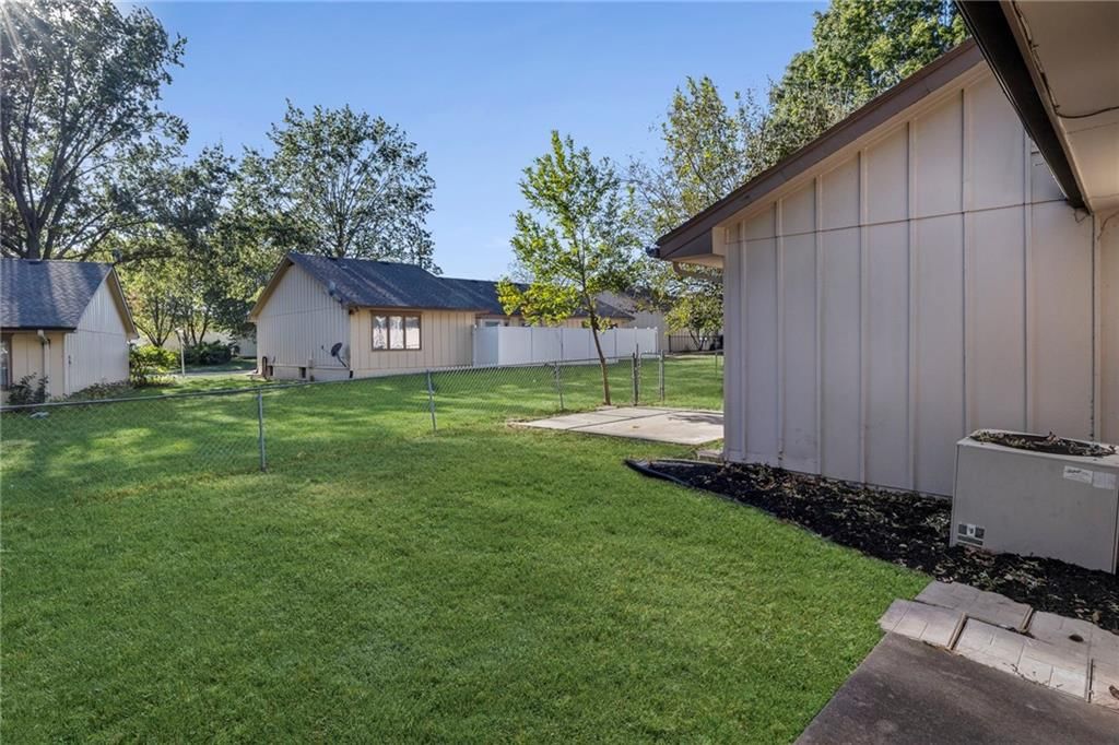 18806 Sunrise Drive — photo 27