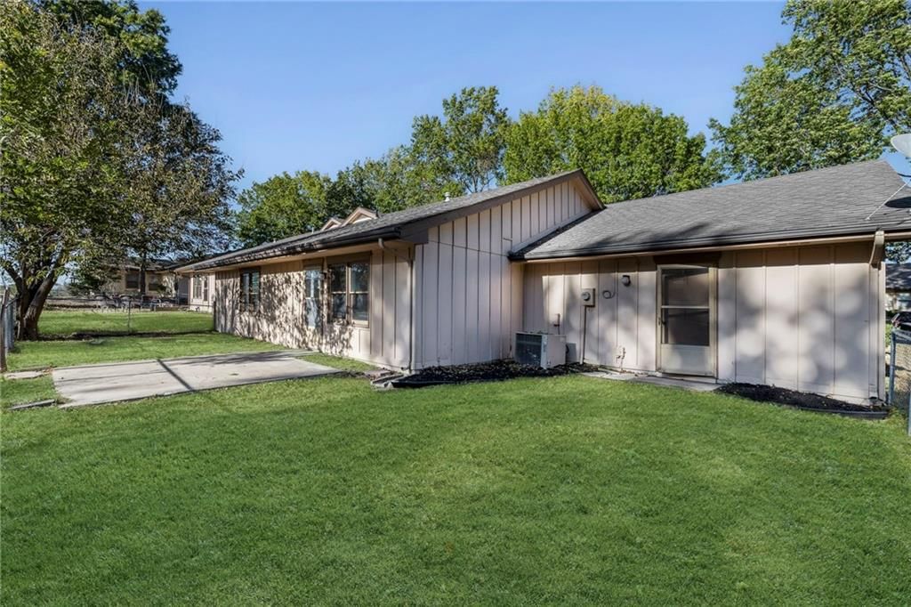 18806 Sunrise Drive — photo 29