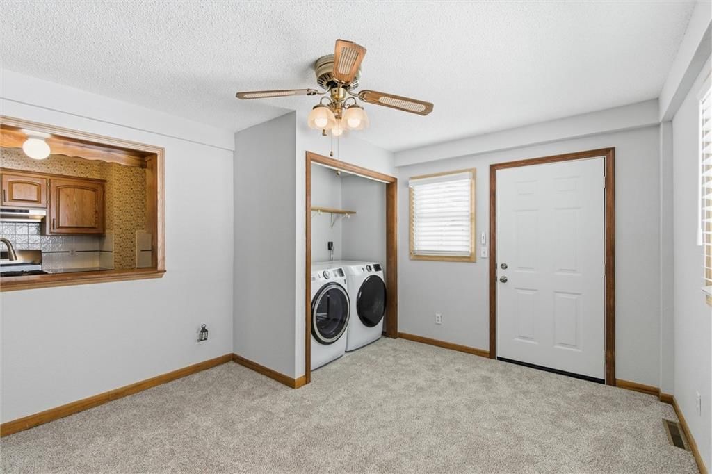 2916 S Mason Avenue — photo 12