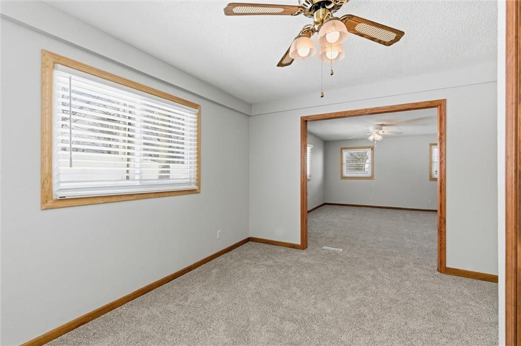 2916 S Mason Avenue — photo 13