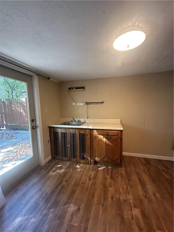 920 W Cooper Street — photo 11