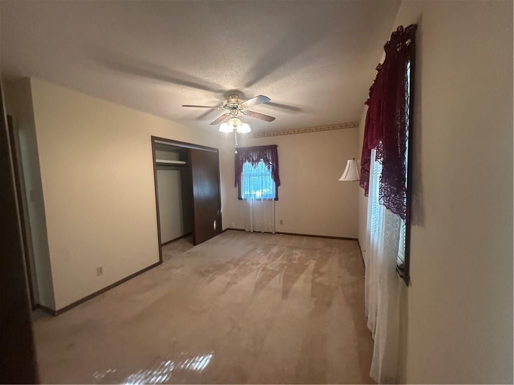 920 W Cooper Street — photo 18