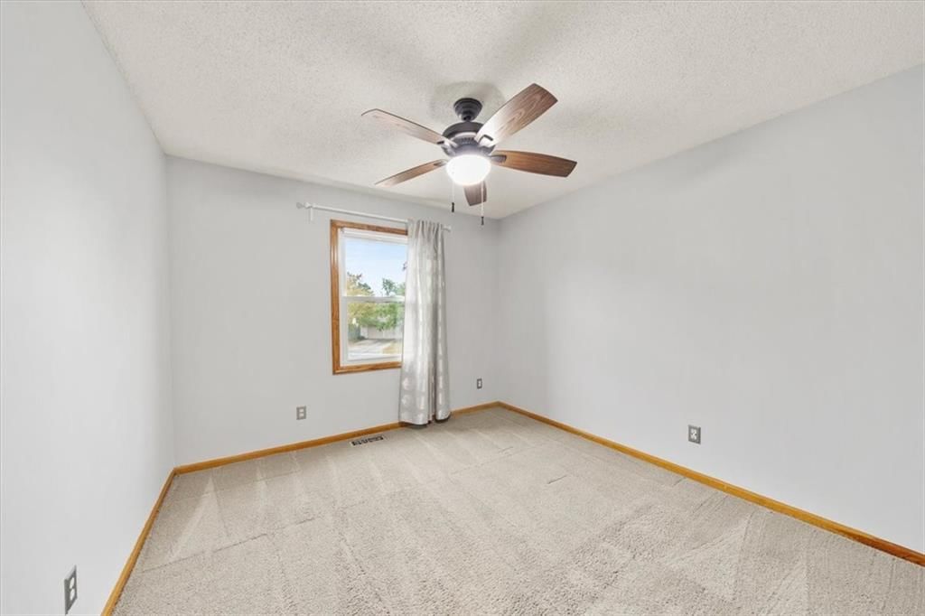 1428 N Hunter Drive — photo 17