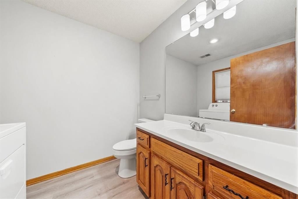 1428 N Hunter Drive — photo 22