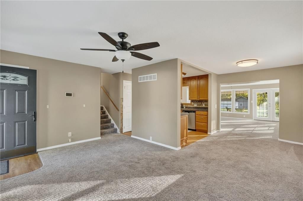 4905 N Smalley Avenue — photo 14