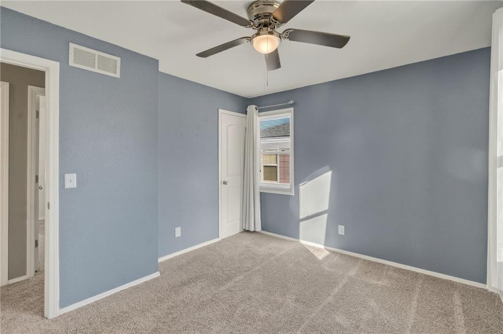 4905 N Smalley Avenue — photo 26