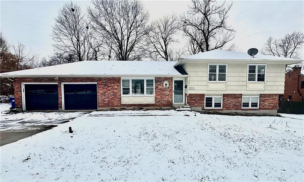 9201 E 87th Street, Raytown, MO