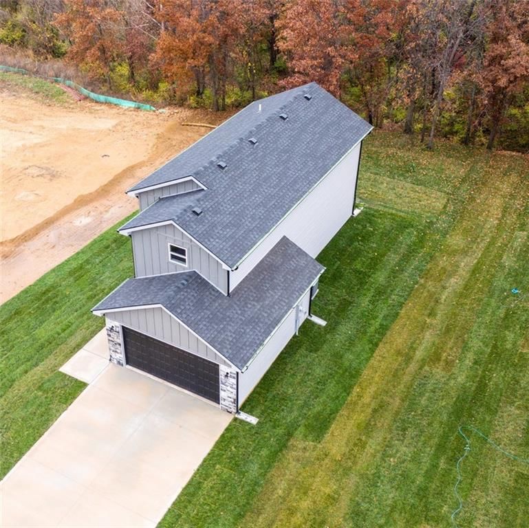 707 Mahogany Court — photo 25
