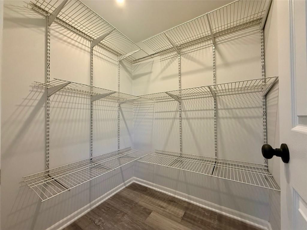 Photo 9 of 25 - 5817 N Lenox Avenue
