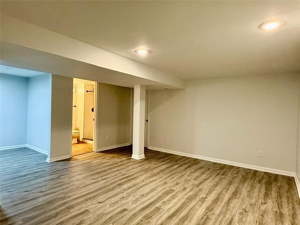Photo 19 of 25 - 5817 N Lenox Avenue