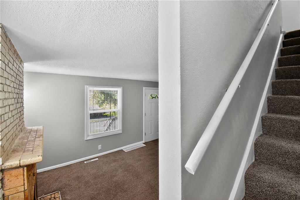 3906 Windsor Avenue — photo 11