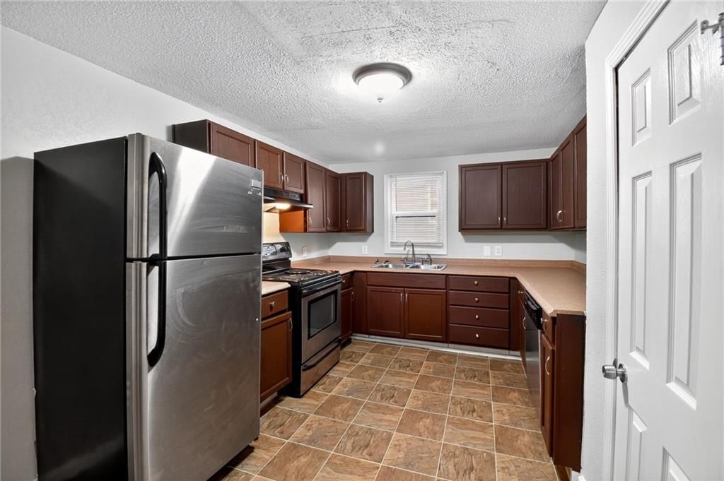 3906 Windsor Avenue — photo 12