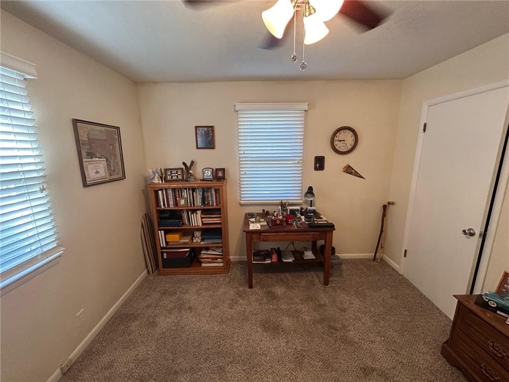 1833 N Cedar Street — photo 10