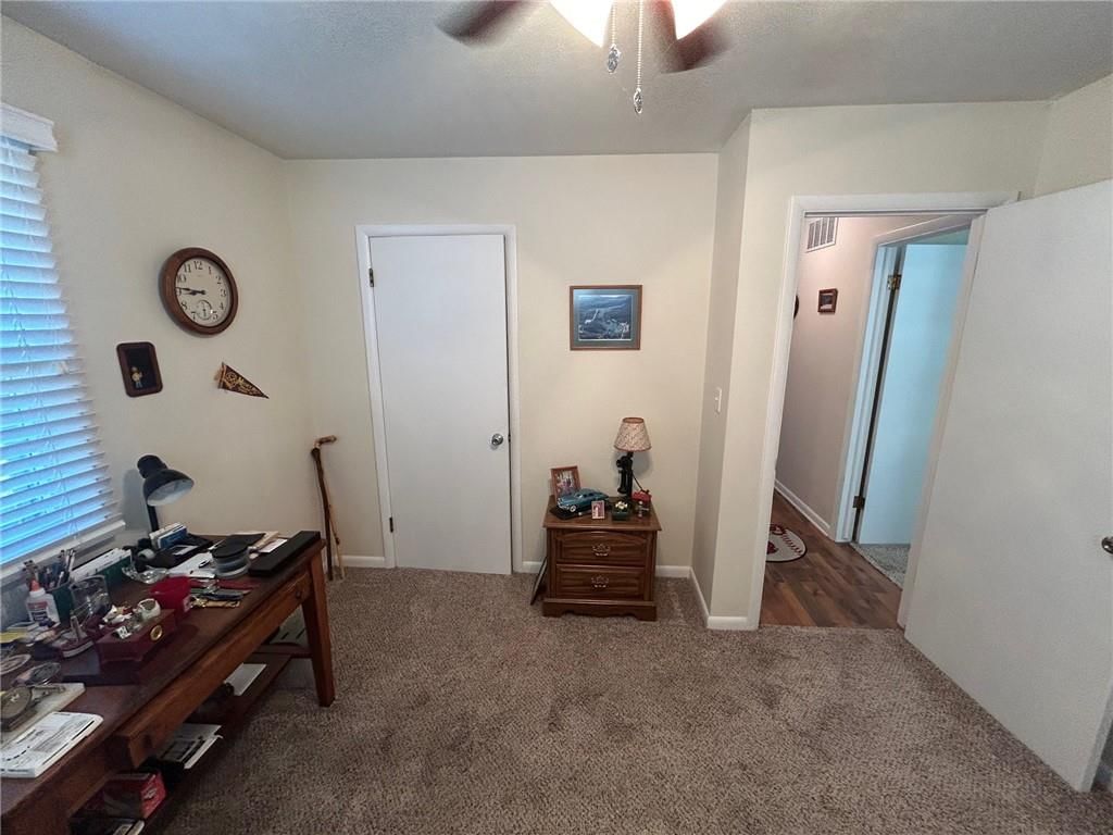 1833 N Cedar Street — photo 11
