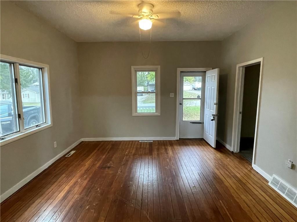 306 E Kay Street — photo 8