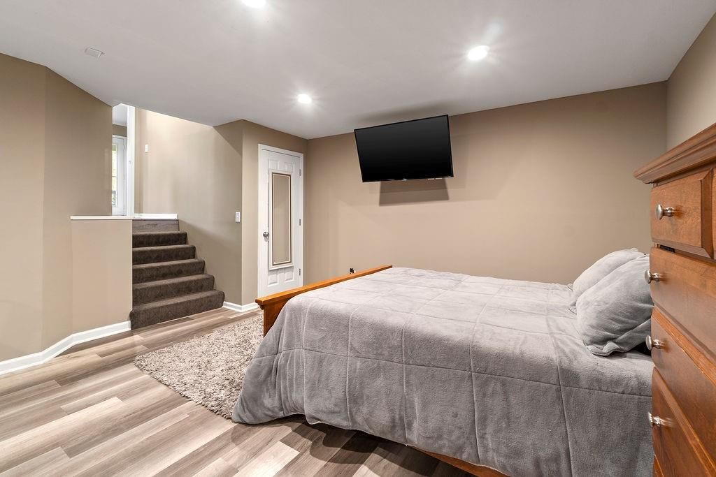 1408 NE 80th Place — photo 25