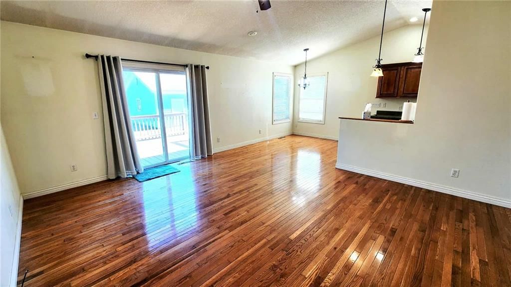 110 S Williams Street — photo 5