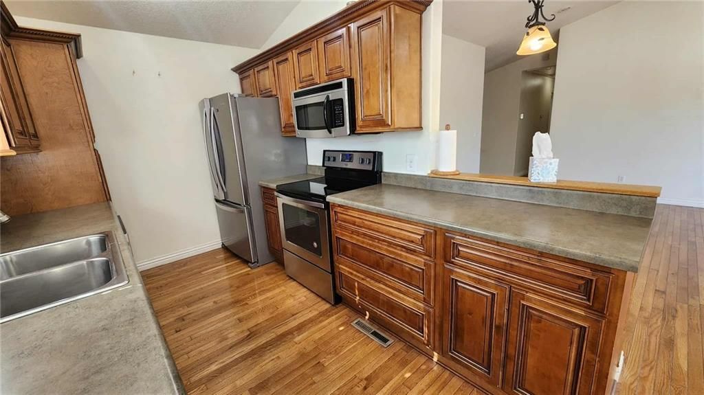 110 S Williams Street — photo 13
