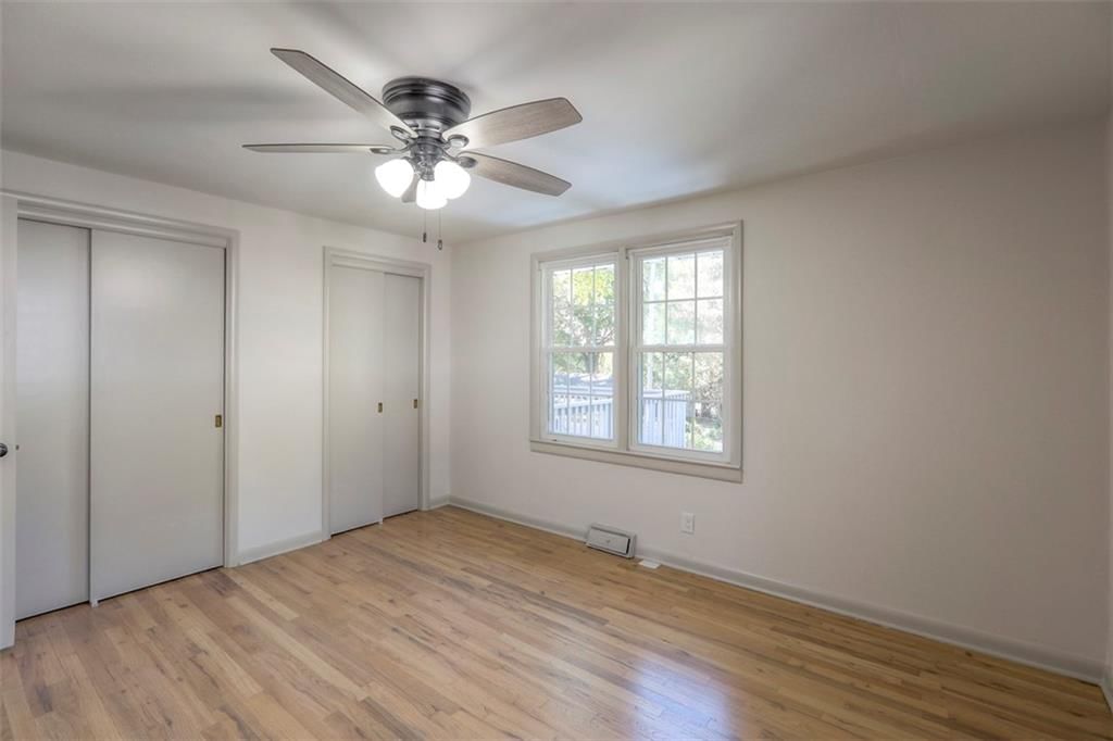 909 S Appleton Avenue — photo 20