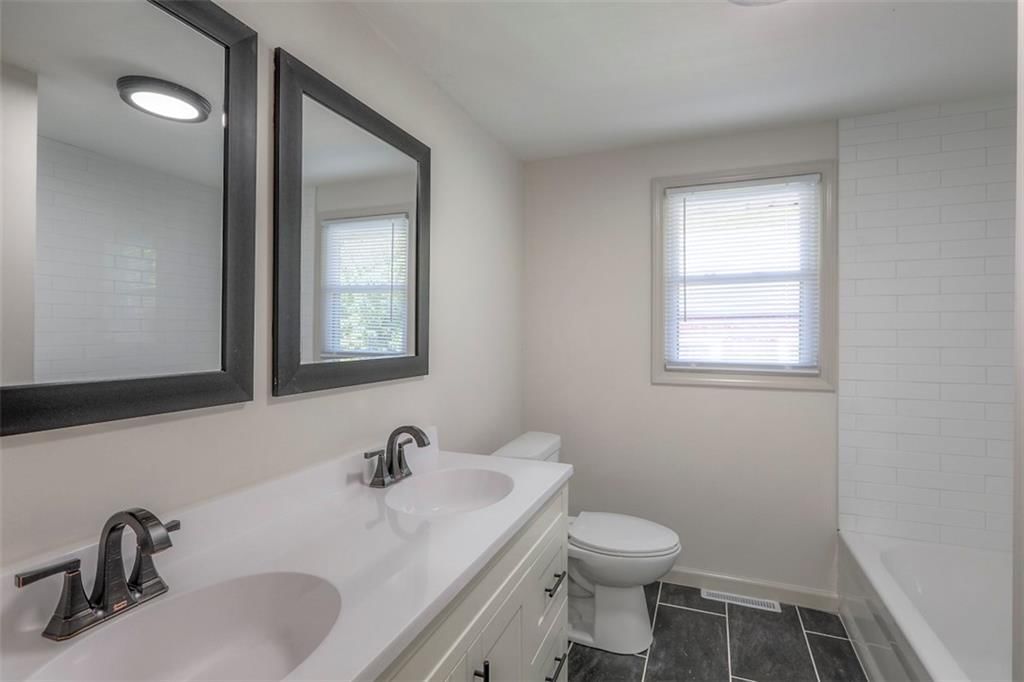 909 S Appleton Avenue — photo 21