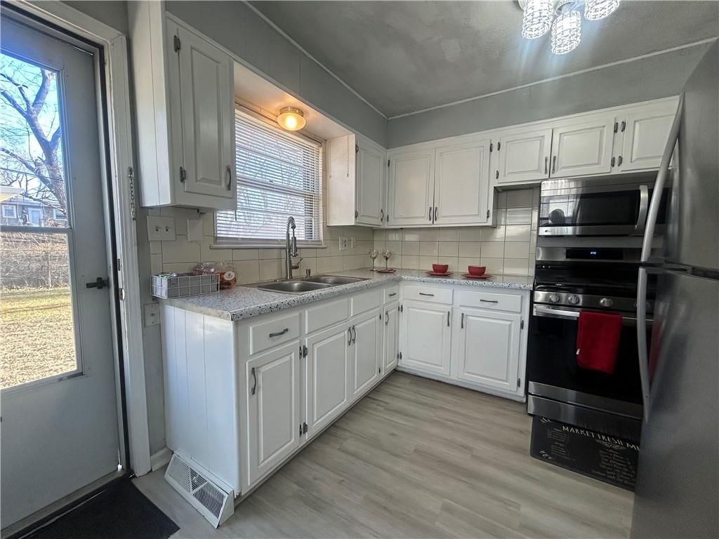2617 S 49th Street — photo 10