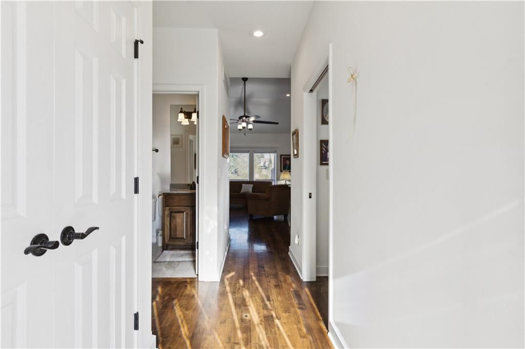 610 E Porter Ridge Court — photo 5