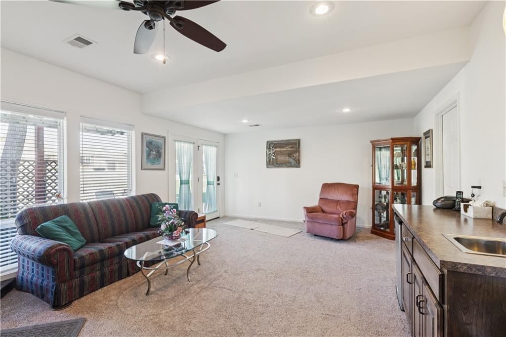 610 E Porter Ridge Court — photo 29