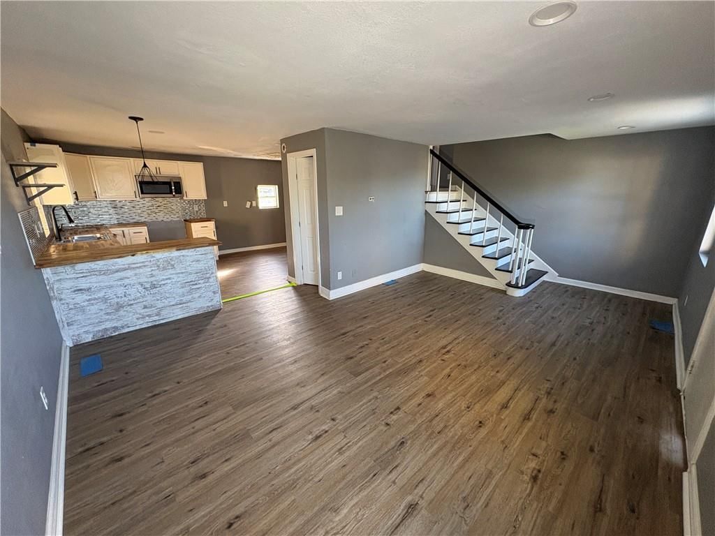 4015 E Linwood Boulevard — photo 5