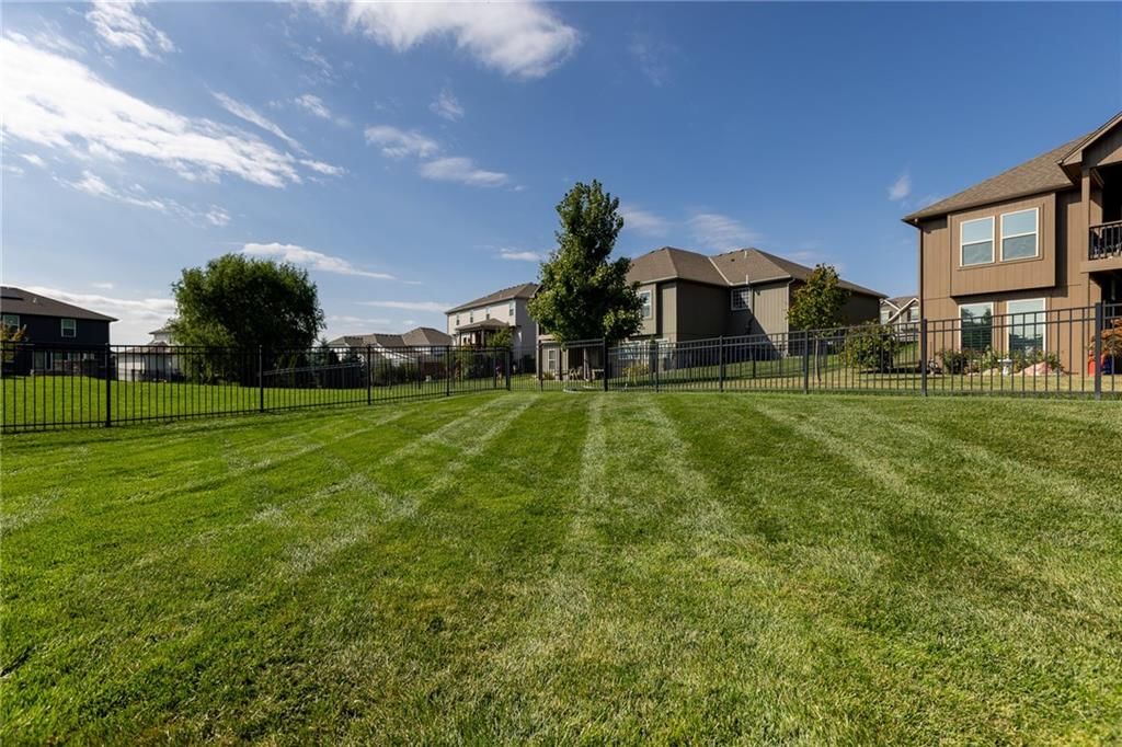8138 NW 89th Street — photo 37