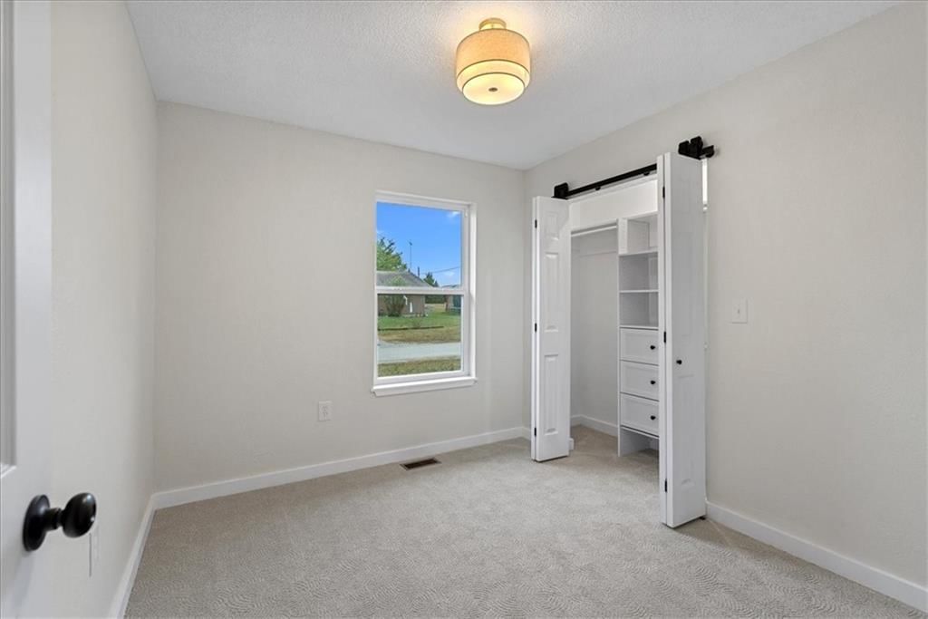 13 Oak Crest Drive — photo 22