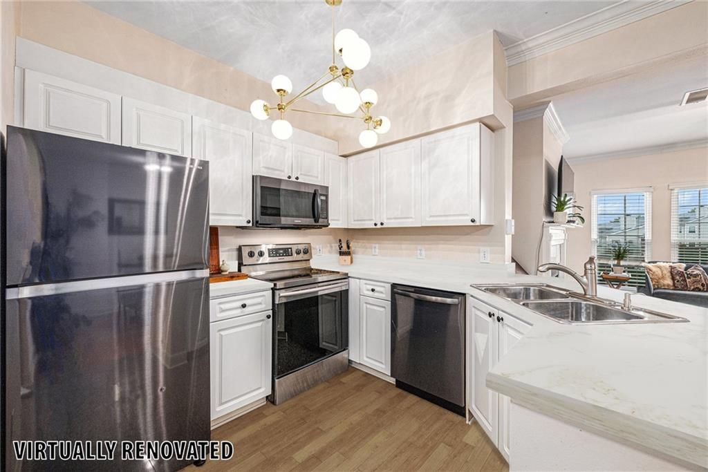 11613 Tomahawk Creek Parkway — photo 7