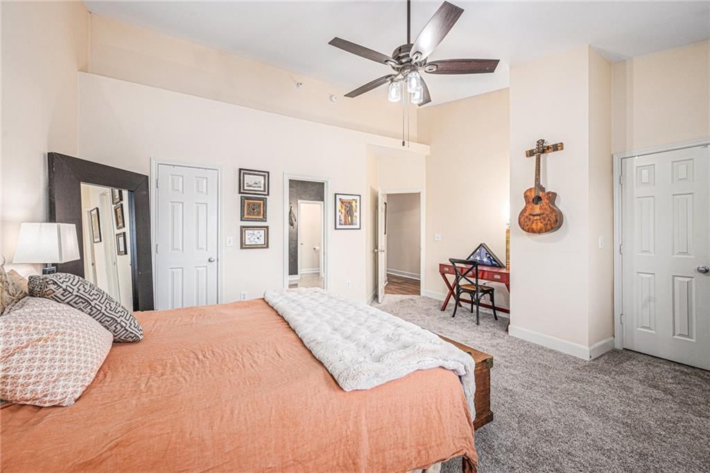 11613 Tomahawk Creek Parkway — photo 15
