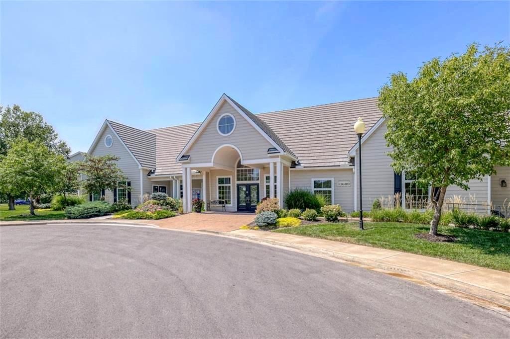 11613 Tomahawk Creek Parkway — photo 30