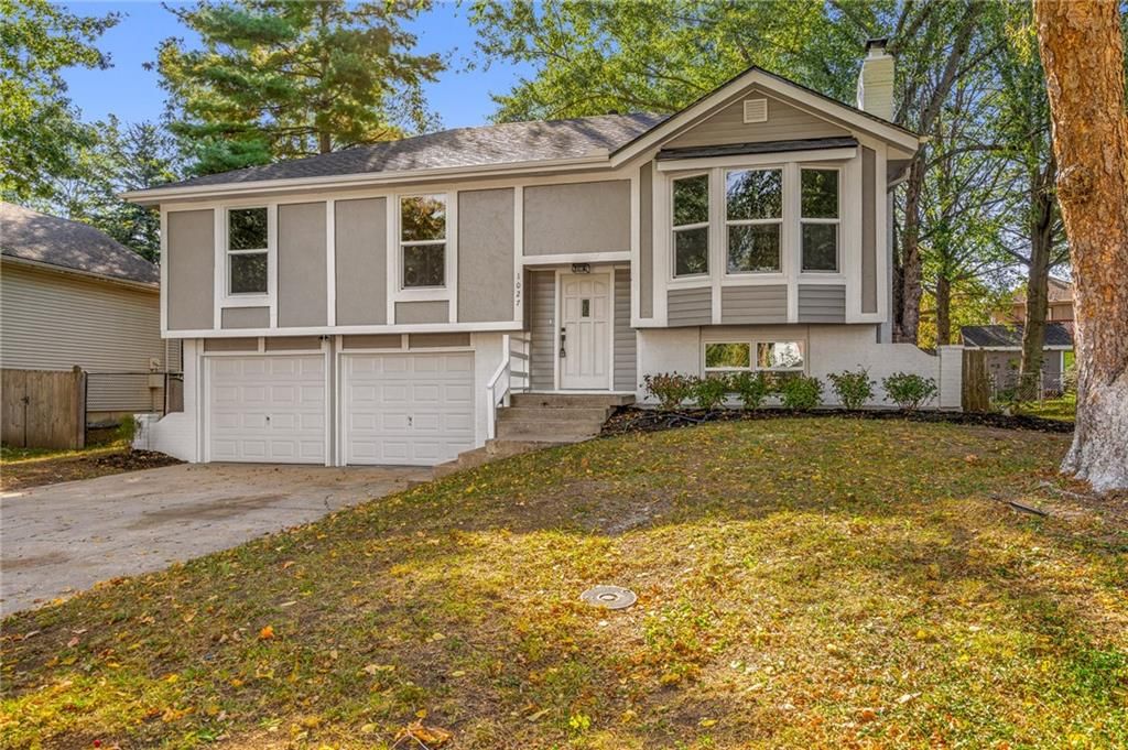 1027 W Wabash Terrace, Olathe, KS
