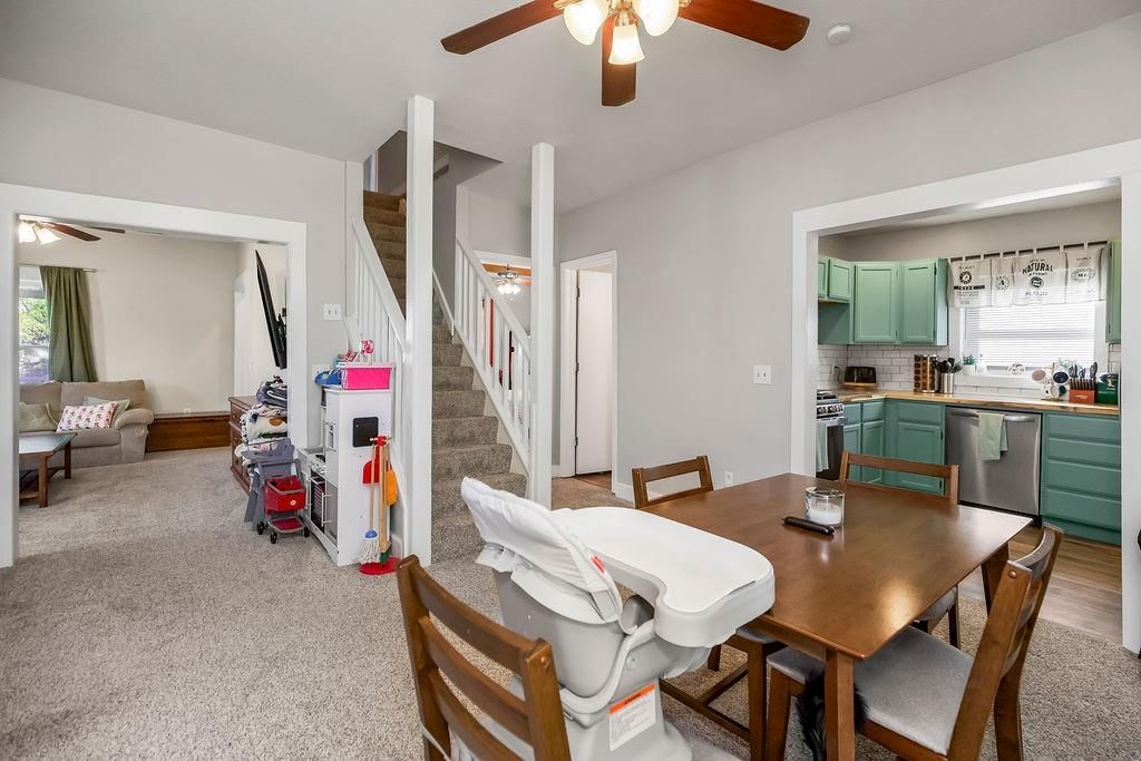 202 W FRANK Street — photo 8