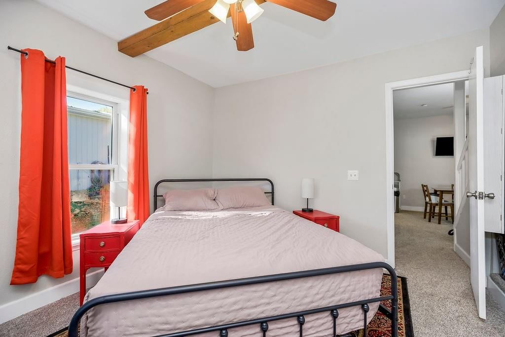 202 W FRANK Street — photo 13