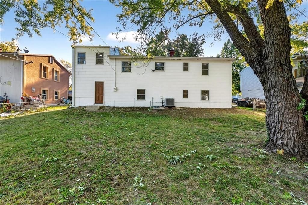 4914 N Wallace Drive — photo 20