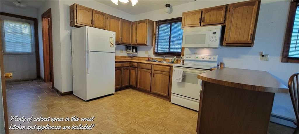 18594 Mimosa Circle — photo 6