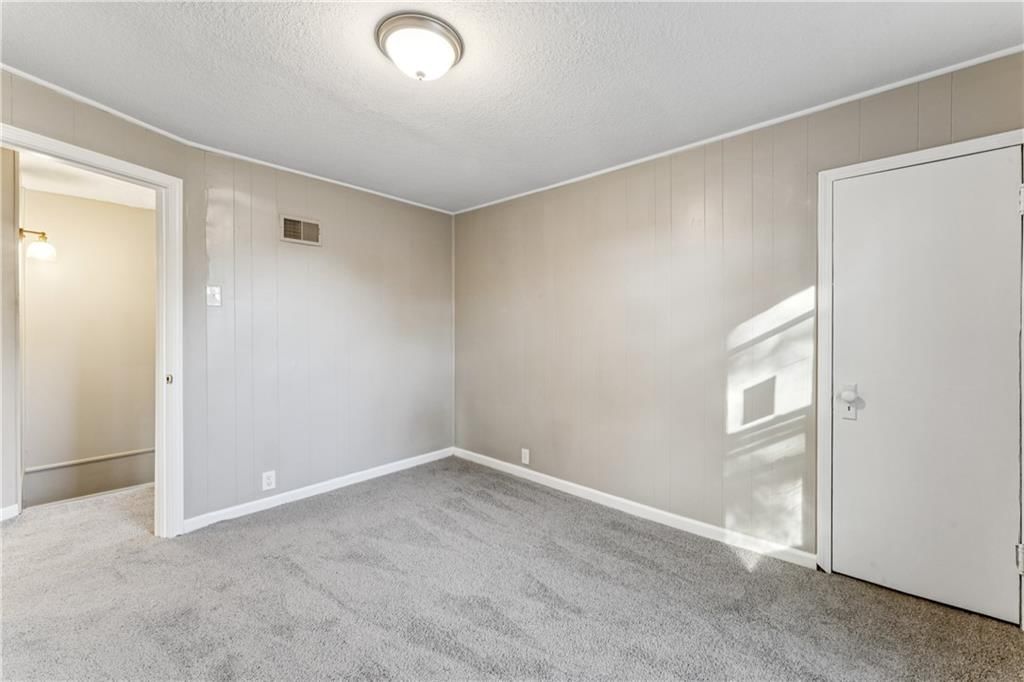 2734 Park Avenue — photo 29