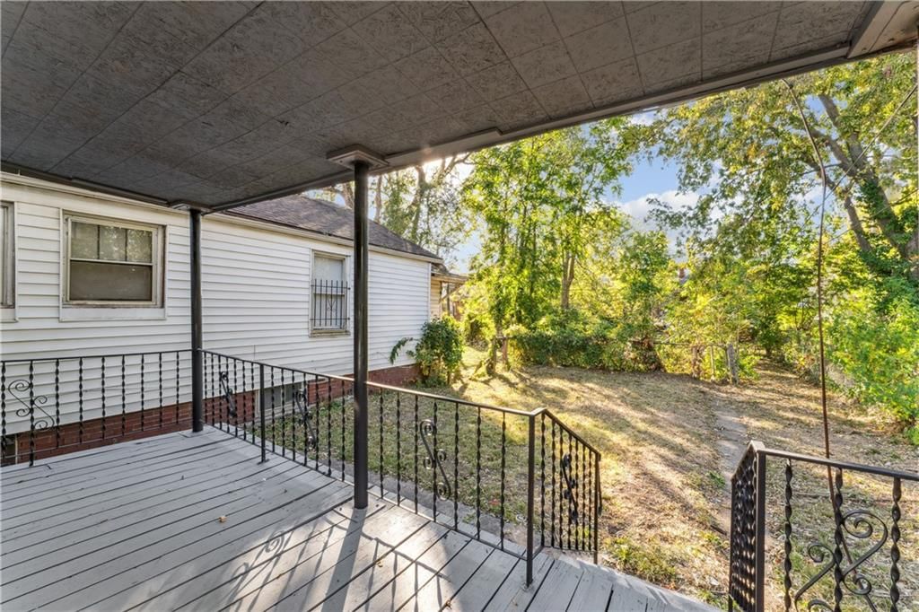 2734 Park Avenue — photo 31