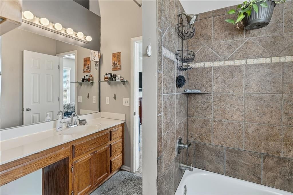 9305 NE Paw Paw Drive — photo 21