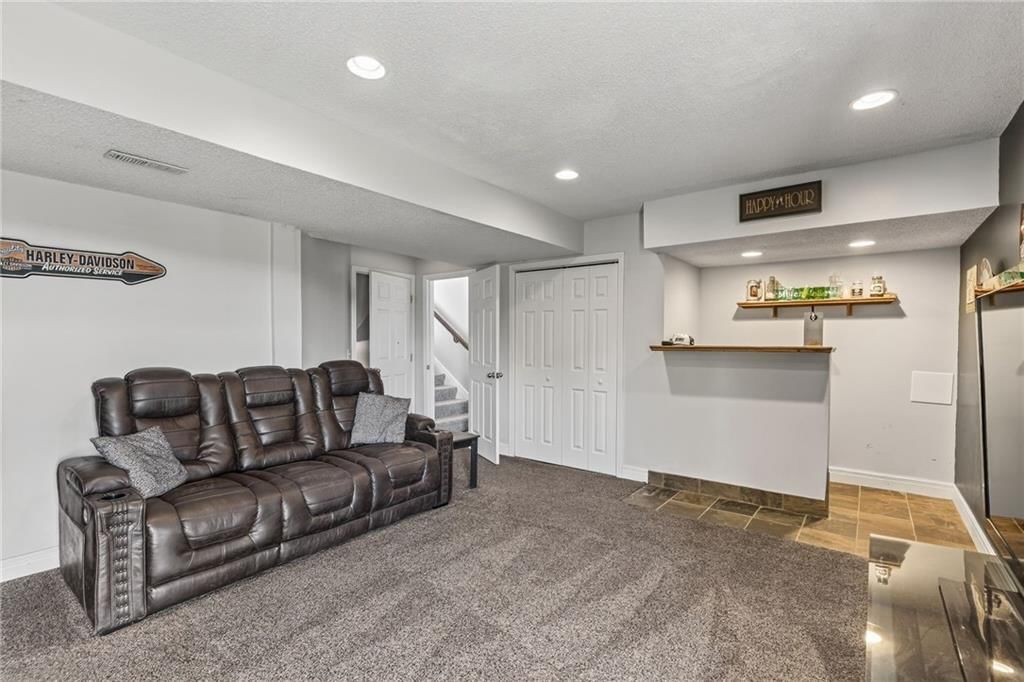 9305 NE Paw Paw Drive — photo 24