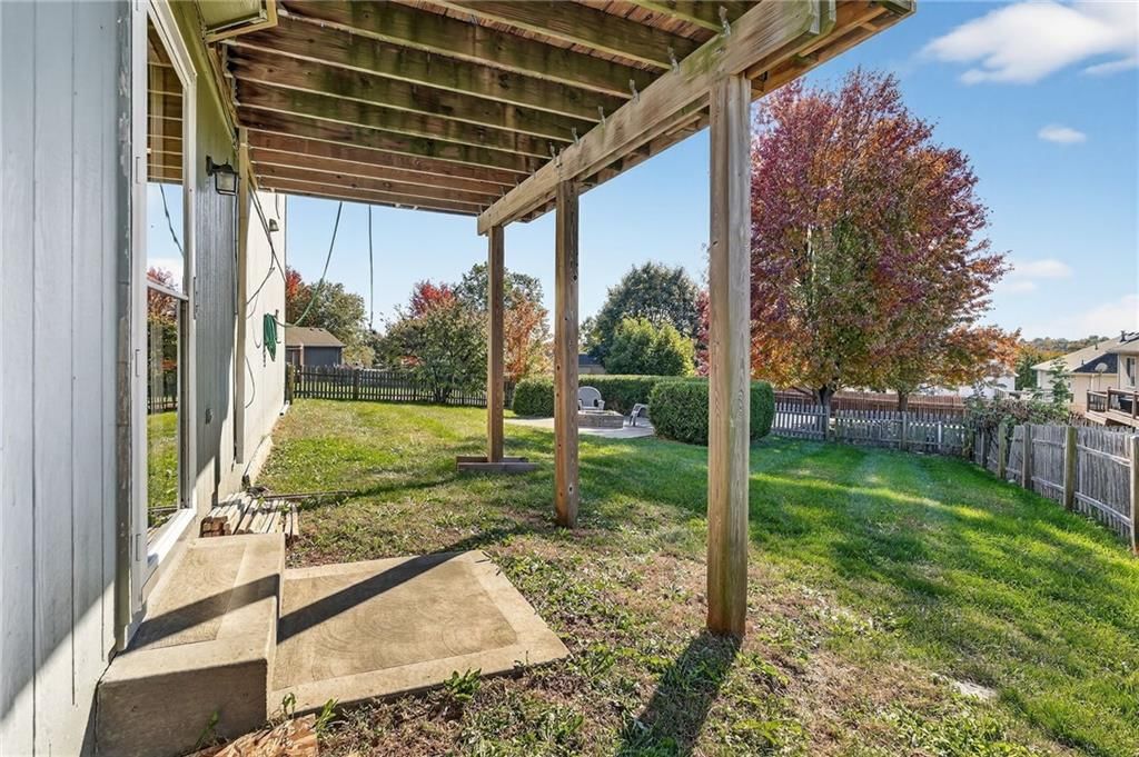 9305 NE Paw Paw Drive — photo 28