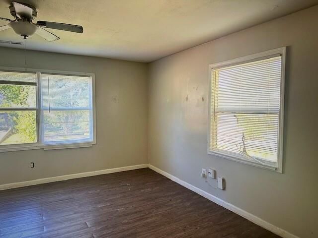 2913 S 52nd Street — photo 3