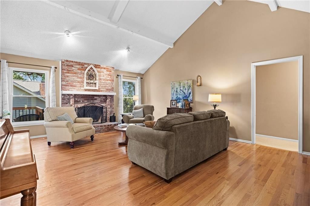 8919 Greenway Lane — photo 7